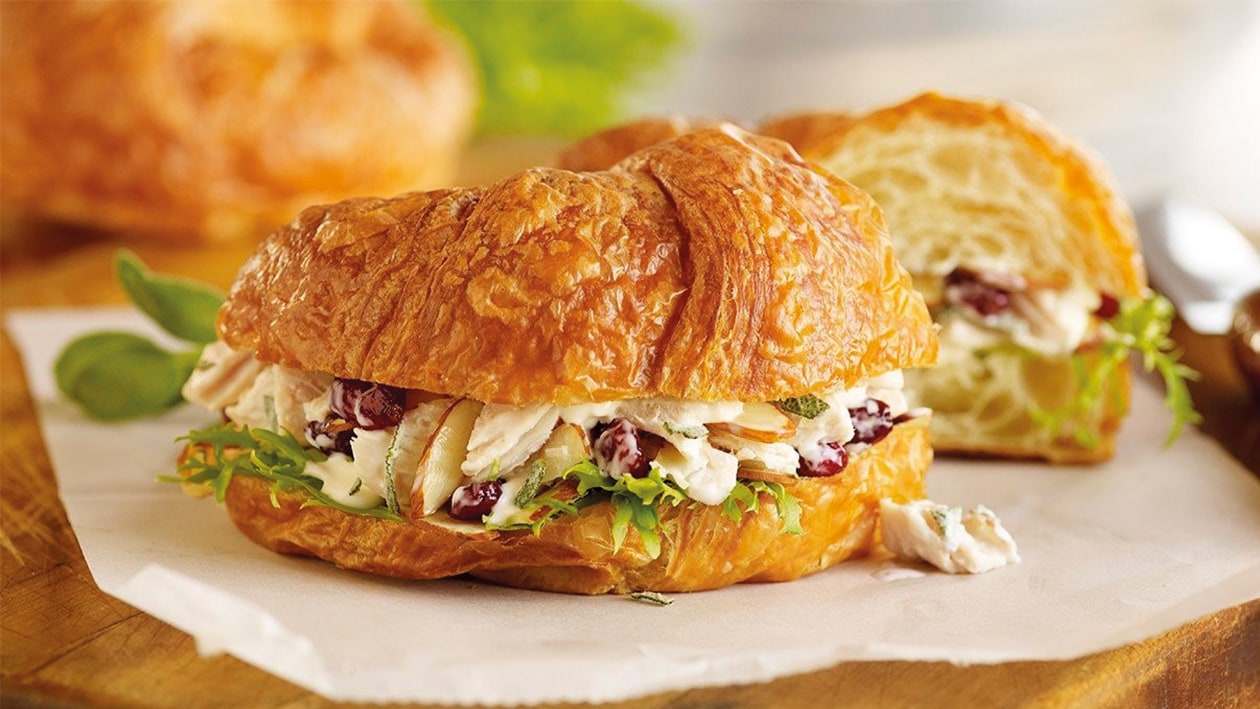 Croissant de ensalada de pollo Croissant de ensalada de pollo